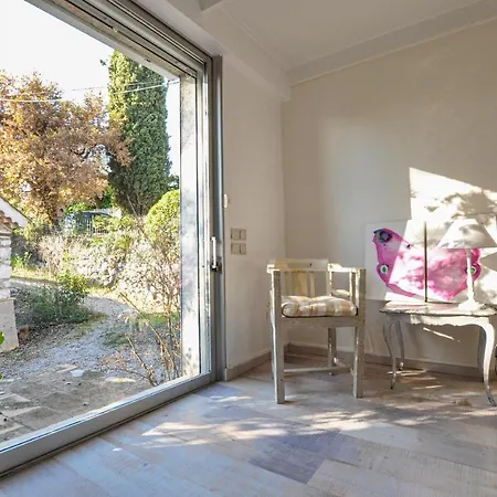 Beautiful In With Kitchenette * La Gaude